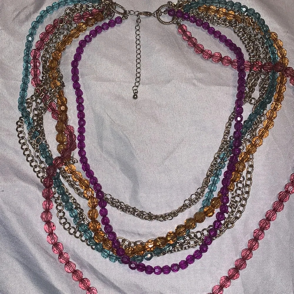 Lovely 9 strands of Beads and Chains - Picture 4 of 4